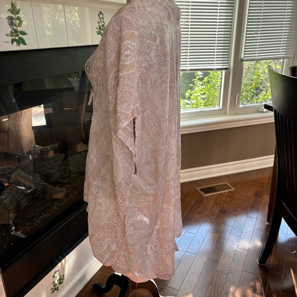 NWT Victoria’s Secret Cover-up - Picture 3 of 11